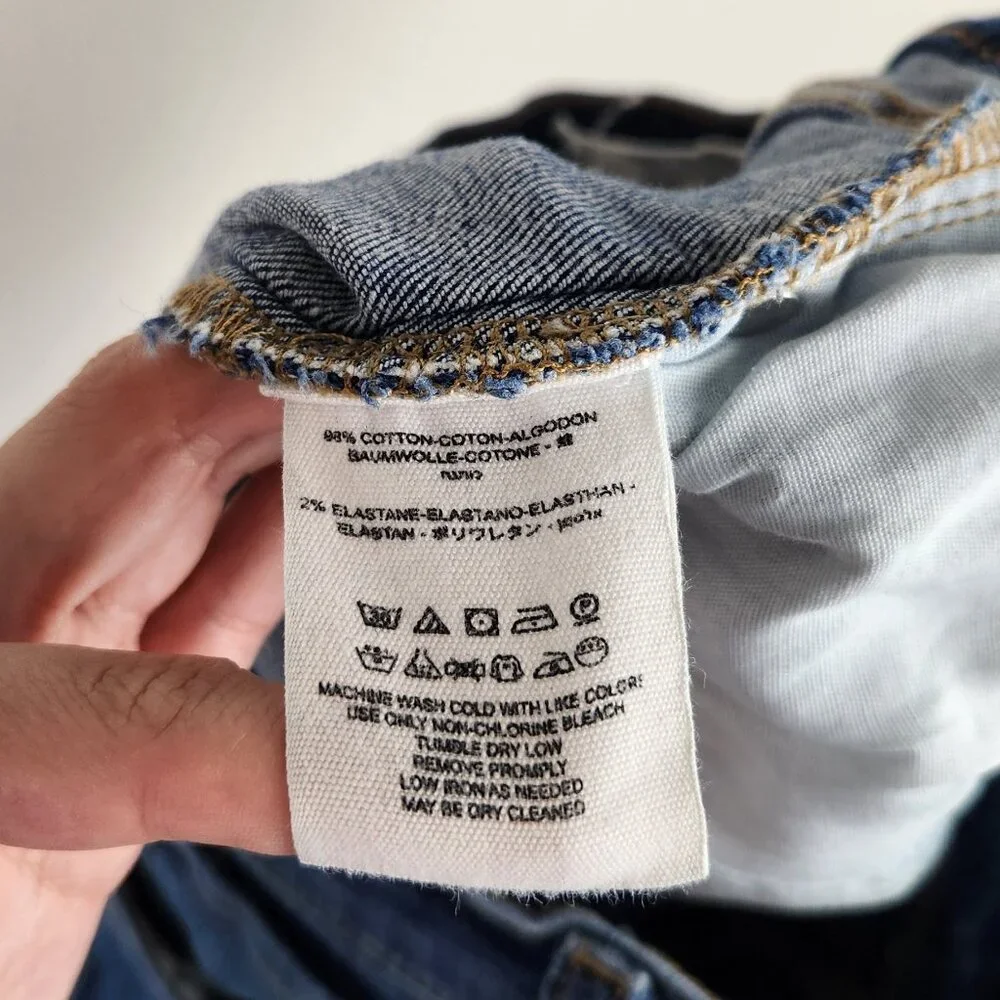 Free People Frayed Hem Distressed Jeans sz 27 *Flawed*